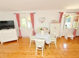 Bay House Rosohotnica - One Bedroom Apartment, hotel u Basini