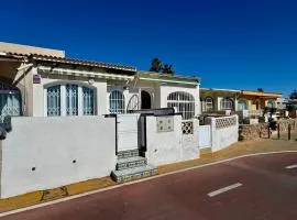 Belvilla by Oyo Luxury Tropicana Club