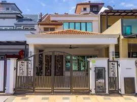 Sweet Home at Klang by HCK