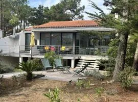 Grande Villa Rénovée pour 10 - Terrasse, Jardin, Studio Indépendant, Proche Plage à La Tranche-sur-Mer - FR-1-194-261
