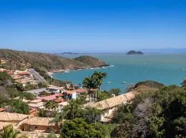 Vista Mar - João Fernandes - 4 suítes, piscina e área Gourmet - 10 Pessoas