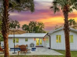 Sawyer by AvantStay Stunning Isle Of Palms Home w Pool