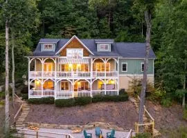 Juliet by AvantStay Mountain Views Near AshevilleBlack Mountain