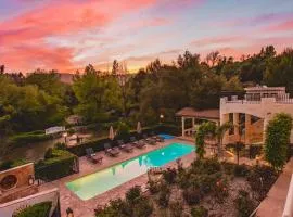 De Luz by AvantStay 5 Acre Estate w Lake Pool Hot Tub
