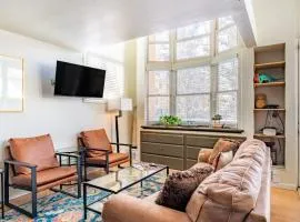 Columbia Place 5 by AvantStay Ski-InSki-Out Unit in Great Location