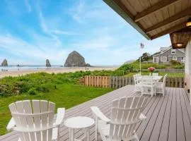 Driftaway by AvantStay Direct Cannon Beach Access w Stunning Views