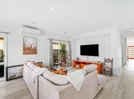 Snug & cozy ensuite in a new house