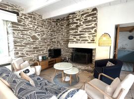 Maison spacieuse avec jardin au cœur de Lomener - FR-1-813-7, hotel in Groix