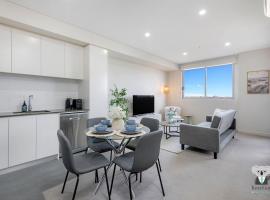KozyGuru | Merrylands | Balcony Chic with Parking, hotel a Merrylands