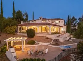 Via del Sur by AvantStay Private Spanish Villa w Views Walk to Wineries