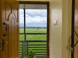 Paddy side room