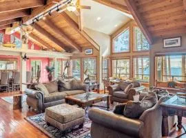 Frosted Shore by AvantStay Luxury Lake Views