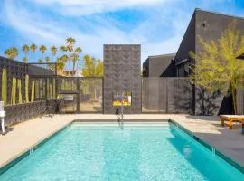 Blackhaus C: 4 Bedroom Suite by AvantStay 4-Room Retreat