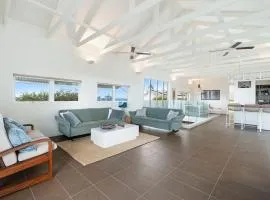 Aqua North on Ross - Easy Walk to Beach & Village