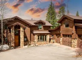Zendo by AvantStay Serene Mountain Abode w Hot Tub Views