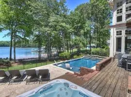 Boathouse Cove by AvantStay Pool Swim Dock Hot Tub