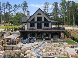 Gray Fox Lodge by AvantStay WATERSLIDE Pool Theater Sleeps 23