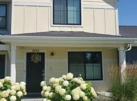 Modern Quiet 2 BR 2 Attached Baths Entire Home