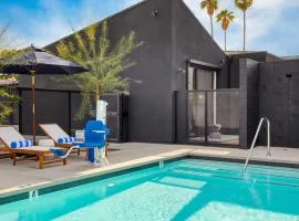 Blackhaus B : 4 Bedroom Suite by AvantStay 4-Rooms