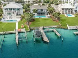 Harborside by AvantStay Expansive Destin Retreat