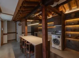 Luxury Hanok MOOD-AM