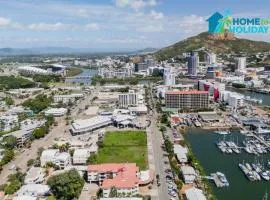 Waterfront Apt Near City, Stadium & Ferry