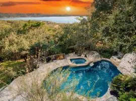 Dawson by AvantStay Serene Austin Home set Amongst nature w Pool Close to Lake Travis