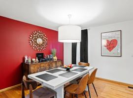 Heart Of Humboldt Park Near Downtown Chicago, hotel v destinaci Chicago