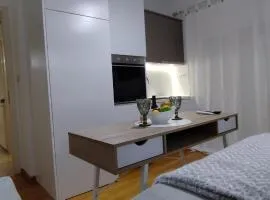 Neoclassical apartment in kadmia