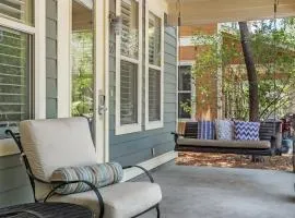 Teal Dreams by AvantStay 3 blocks to Beach Back Patio Seating