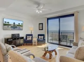 401 A Shipwatch by AvantStay Beachfront Condo w Community Pool Access