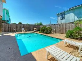 Salty Peach by AvantStay Private Pool New Decor