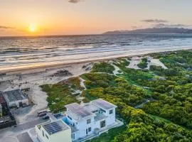 2 Oceanfront Homes w Rooftop Deck Views Steps to the Sand