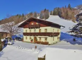 Apartment in Taxenbach near Ski Lift