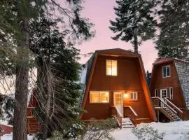 Chickaree Chickadee Buyout by AvantStay 2 Sister Cabins