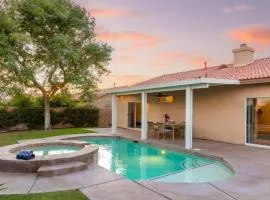 Sunny Palms by AvantStay Near Empire Polo Club