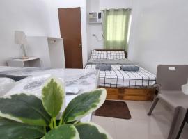 Crissanfranz Building, hostel v destinaci Sampong