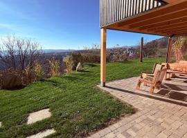 Gartenwohnung mit Weitblick, hotel in Dienersdorf