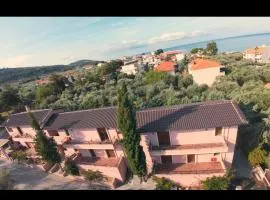 INSPIRA THASSOS APARTMENTS and STUDIOS