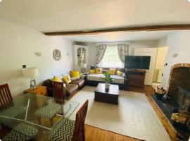 The Hideaway, hotel in Sutton Scotney