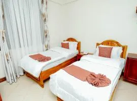 CM Luxury Lodge