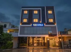 FabHotel Chirag Inn