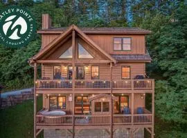 4BR Cabin with Ski Resort, Mtn Views & Hot Tub