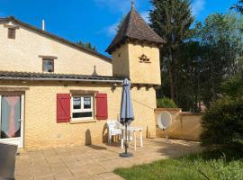 Camping les Pialades - Gite, Hotel in La Mouline