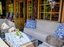 Seaside log-house 'Merehõbeda' with sauna and hot tub, Hotel in Lohusalu