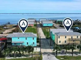 Sleeps 31 2 Homes w Boat Dock Waterfront Pool Laguna Village Getaway