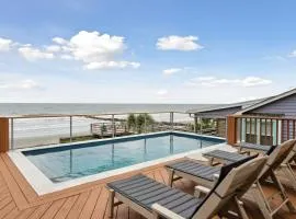 Oceanfront w Pool Panoramic Deck Views 5BDR Folly Ocean Breeze by AvantStay