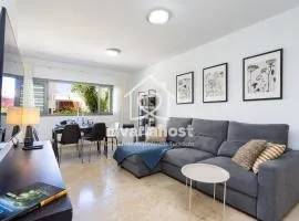 The Mills Santa Cruz, by Nivariahost