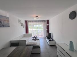 Les Appartements De Lina - Studio West City - Self Check-In, hotel v destinaci La Grande-Motte