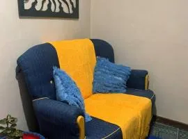 Challet pequeno a 60 metros do Centrinho